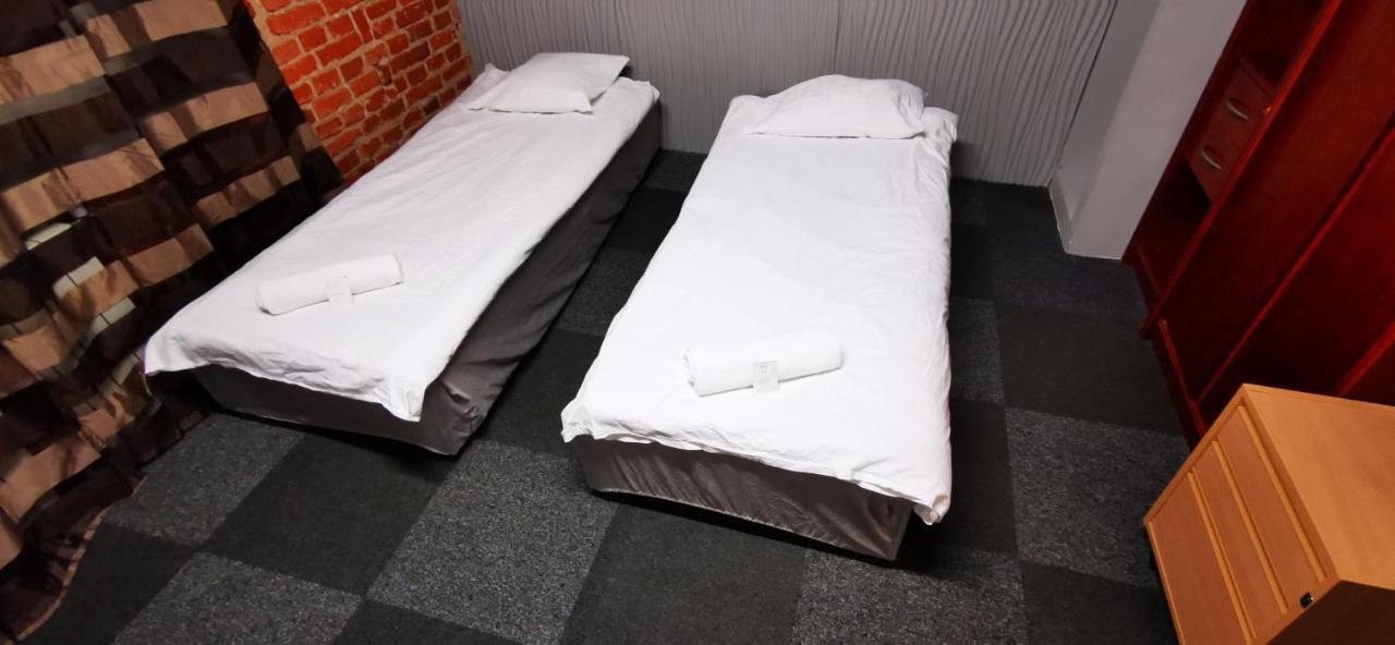 Hostel Warszawa-Ursus Exteriör bild