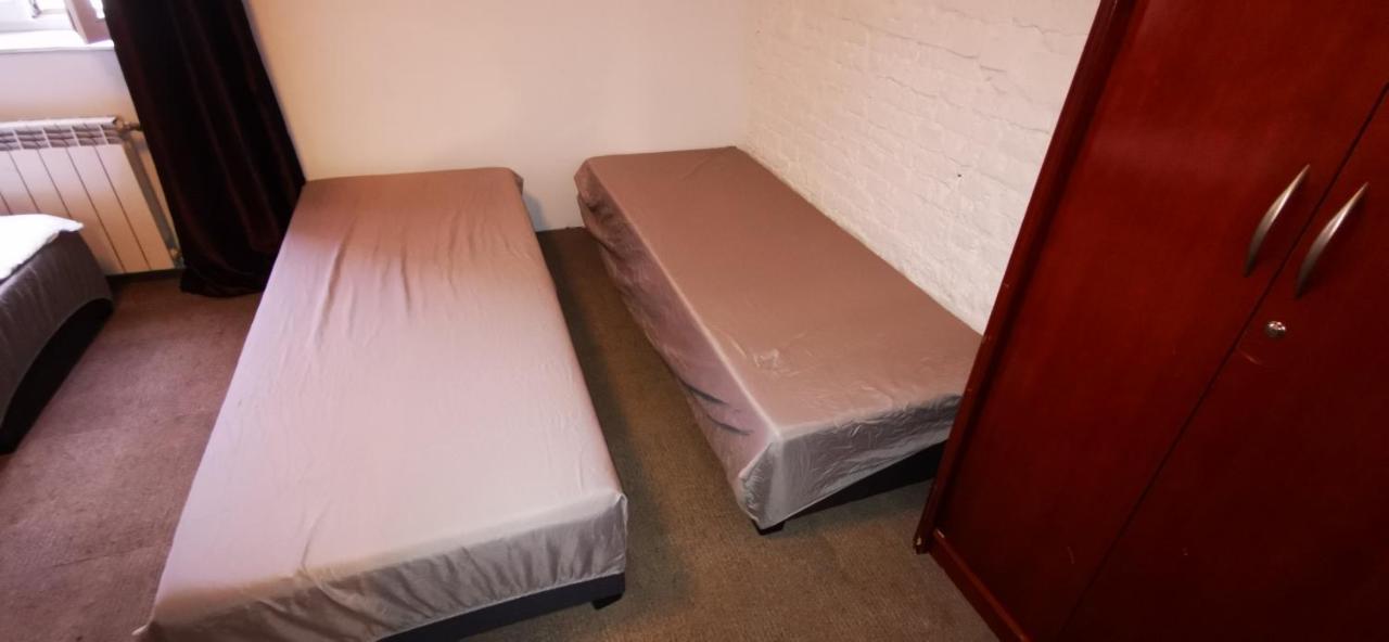 Hostel Warszawa-Ursus Exteriör bild