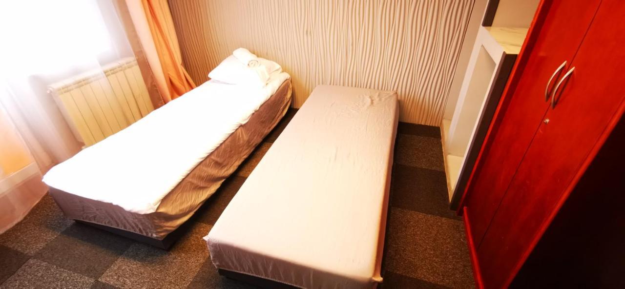 Hostel Warszawa-Ursus Exteriör bild